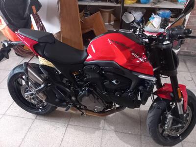 Ducati Monster 937 (2021 - 25) usata
