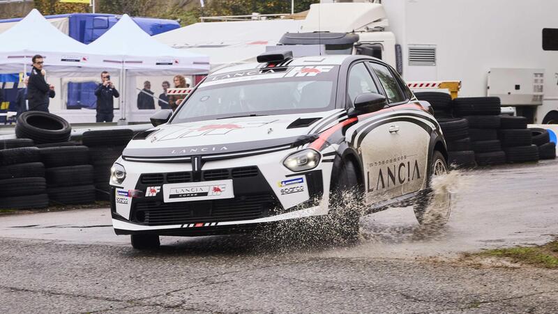 Lancia torna a vincere in Europa dopo 30 anni: la Ypsilon Rally4 HF trionfa al Barum Rally con il giovane Craig Rahill