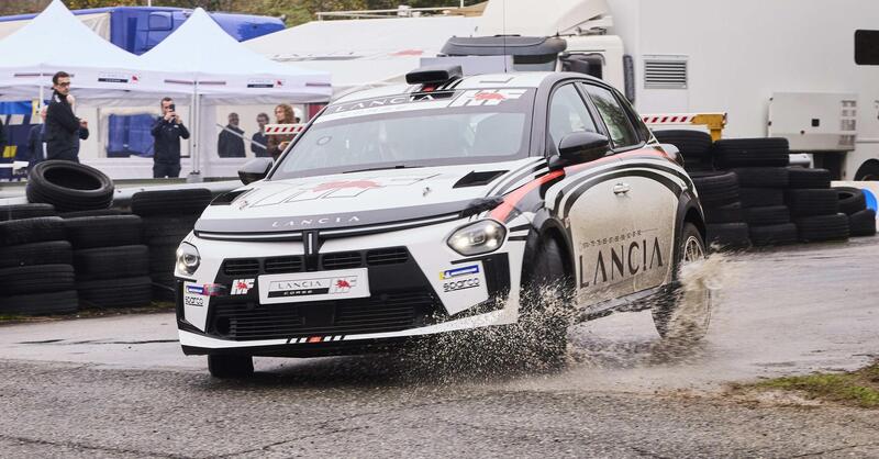 Lancia torna a vincere in Europa dopo 30 anni: la Ypsilon Rally4 HF trionfa al Barum Rally con il giovane Craig Rahill