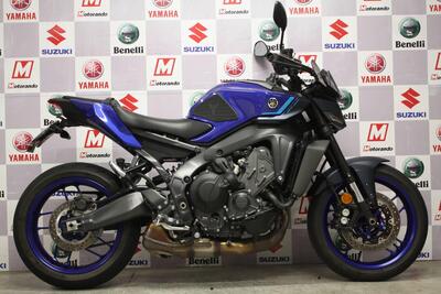 Yamaha MT-09 Y-AMT (2024 - 25) usata