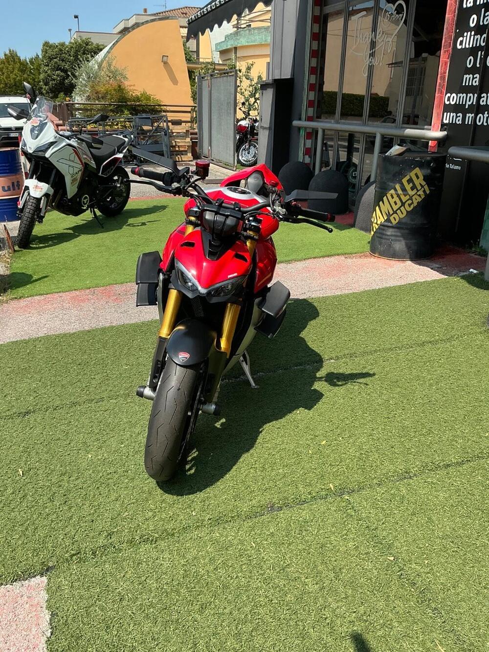 Ducati Streetfighter V4 1100 S (2020) (3)