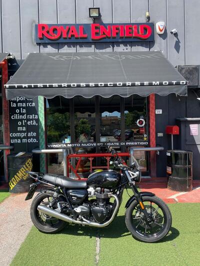 Triumph Street Twin 900 (2021 - 22) usata