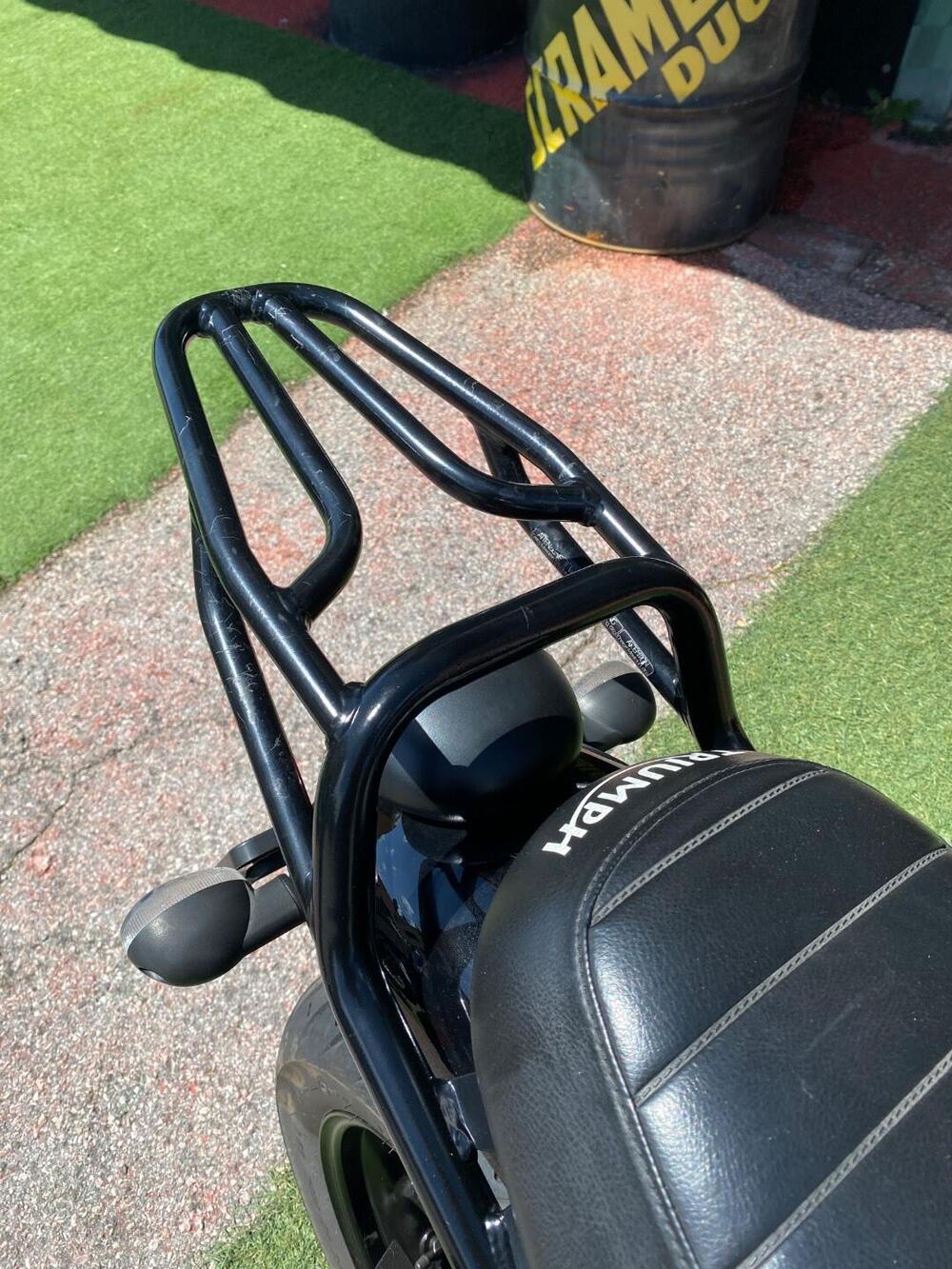 Triumph Street Twin 900 (2021 - 22) (11)