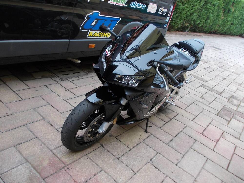 Honda CBR 600 RR (2003 - 04) (2)