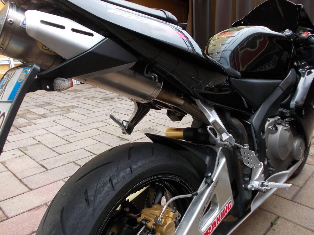 Honda CBR 600 RR (2003 - 04) (4)