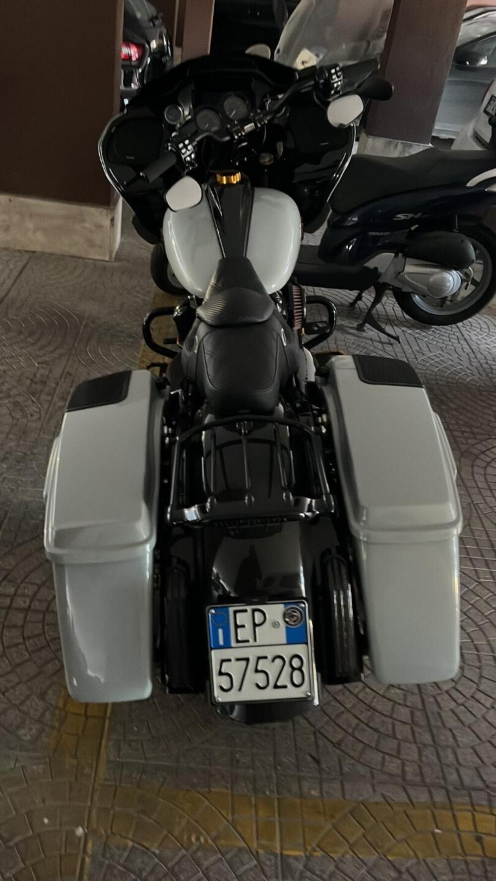 Harley-Davidson 114 Road Glide Special (2019 - 20) - FLTRXS (7)