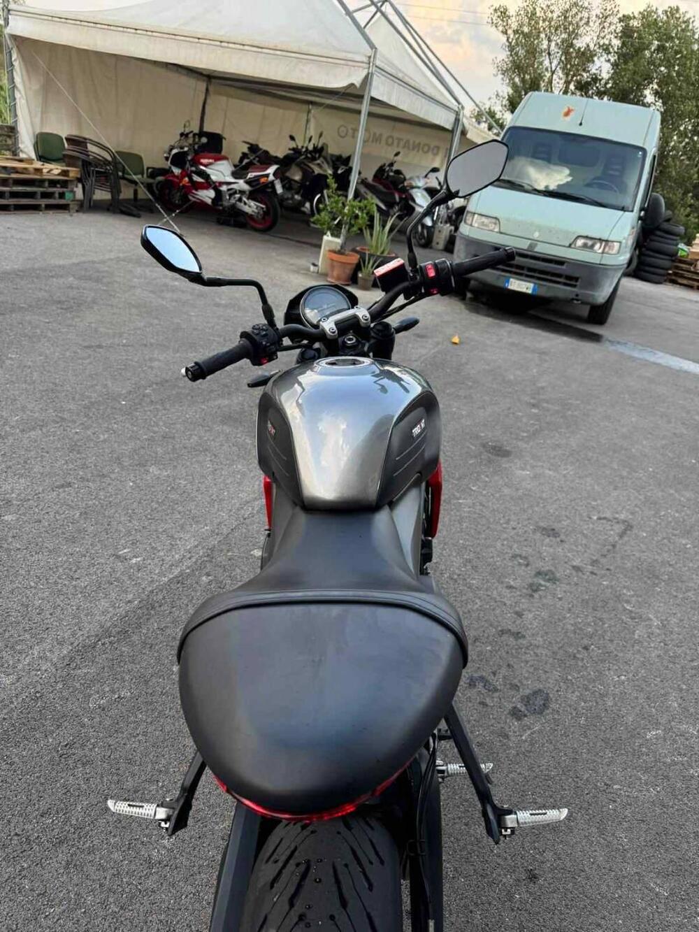 Triumph Trident 660 (2021 - 24) (2)