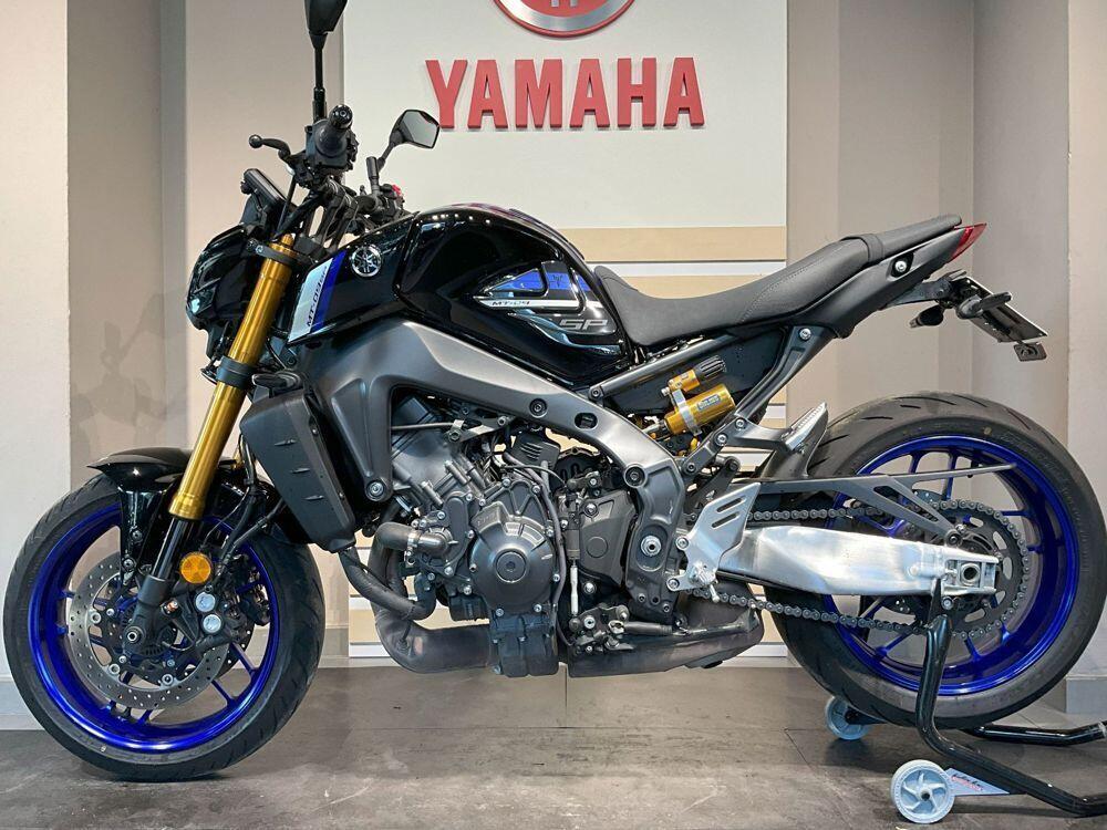 Yamaha MT-09 SP (2021 - 23) (7)