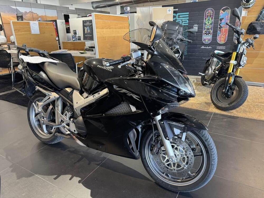 Honda VFR 800 (2006 - 13)