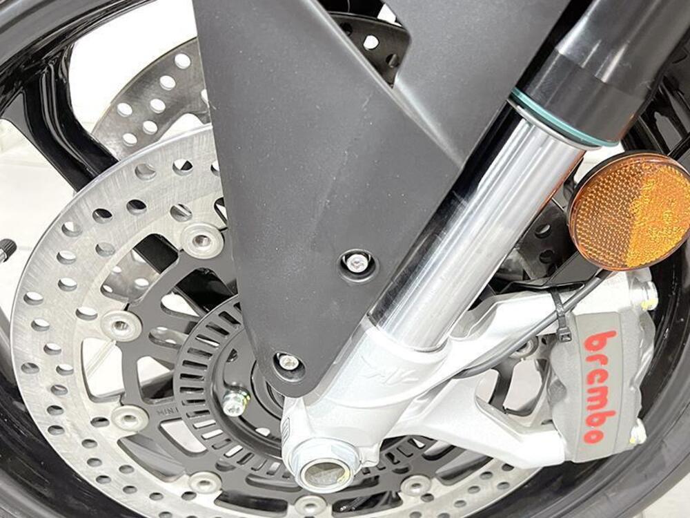 MV Agusta F3 800 Rosso (2021 - 23) (4)