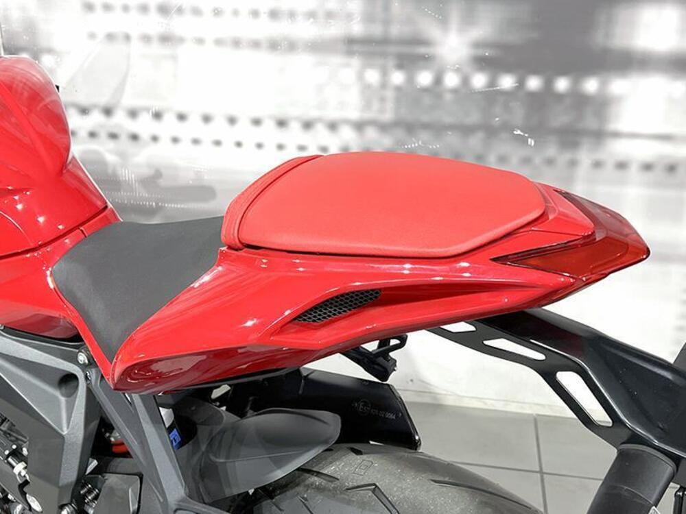 MV Agusta F3 800 Rosso (2021 - 23) (5)
