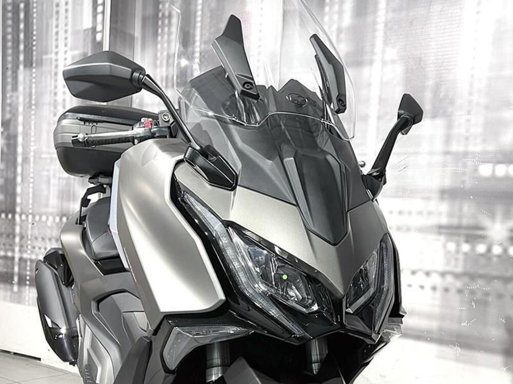 Kymco AK 550 Premium (2023 - 25) (9)
