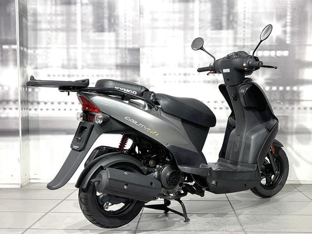 Kymco Agility 50 R10 (2007 - 14) (8)