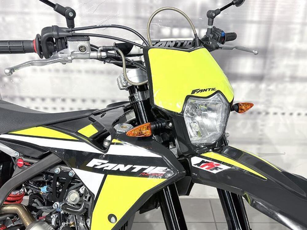 Fantic Motor XMF 125 Motard Performance 4t (2021 - 22) (8)