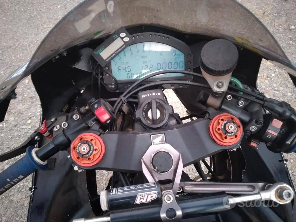 Honda CBR 600 RR (2005 - 06) (5)