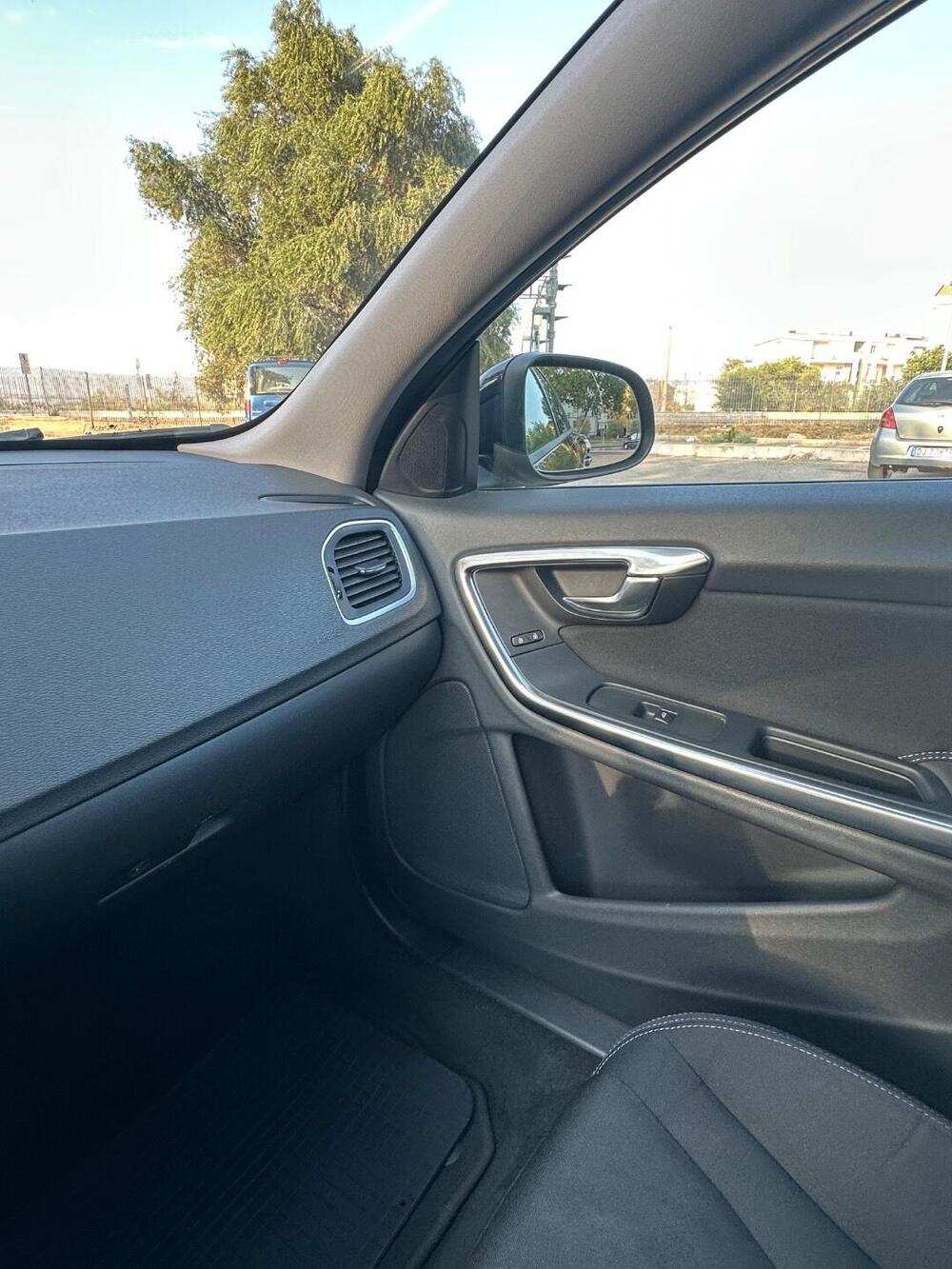 Volvo V60 usata a Matera (3)