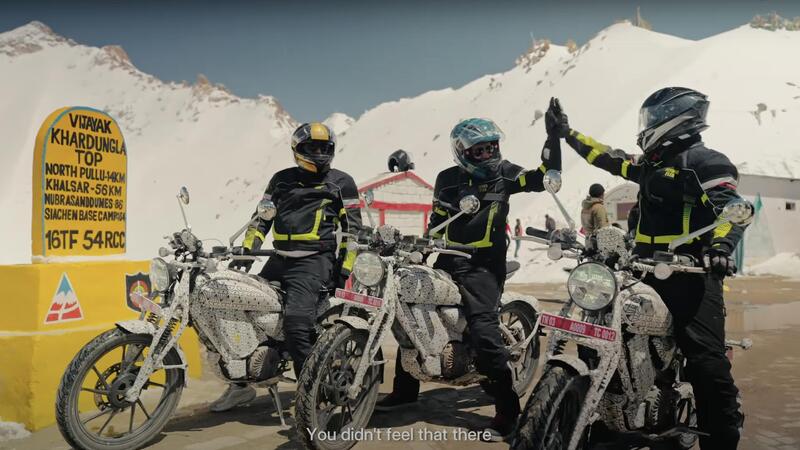 Royal Enfield elettrica: primo test ufficiale della Flying Flea C6 sulle montagne del Ladakh [VIDEO]