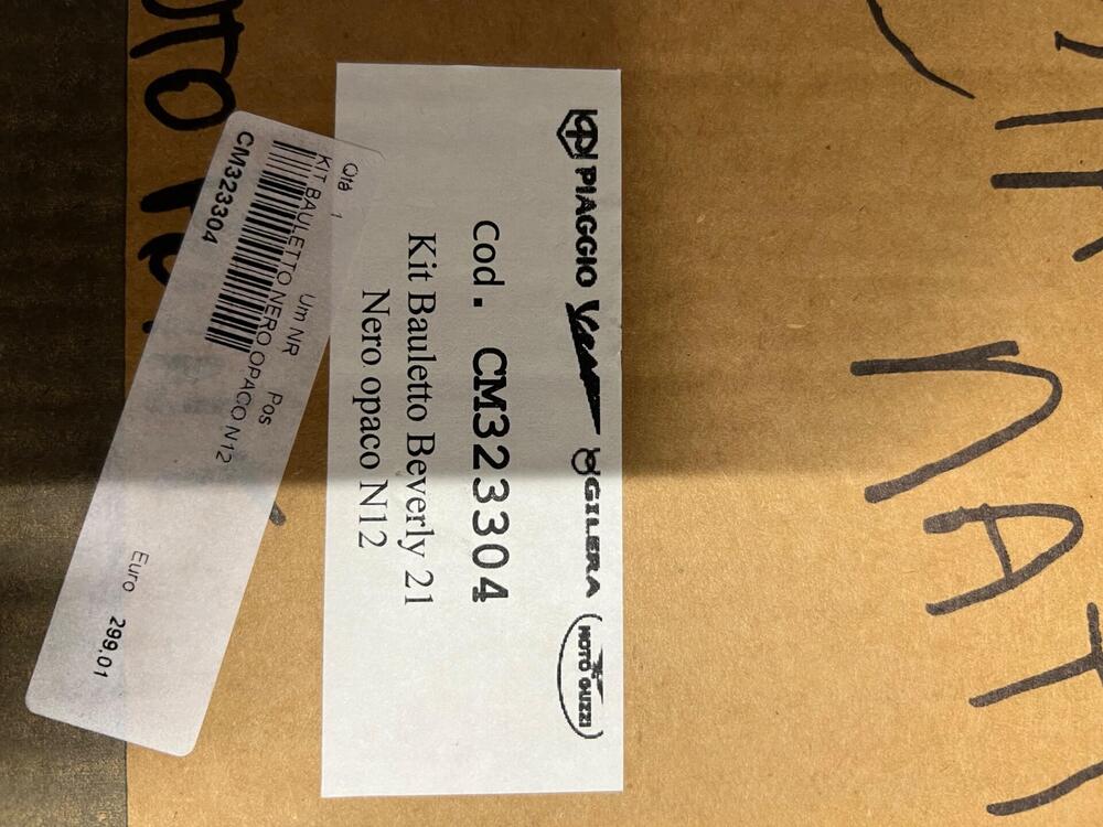 Kit bauletto Beverly 300 dal 2021 Piaggio (4)
