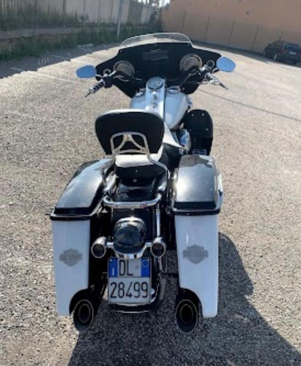 Harley-Davidson 1584 Electra Glide Ultra Classic (2007) - FLHTCU (5)