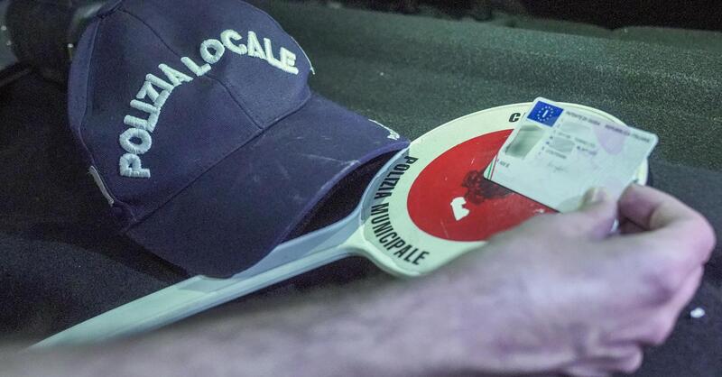 Sicurezza stradale: uno sguardo in Europa sul rinnovo della patente per gli anziani