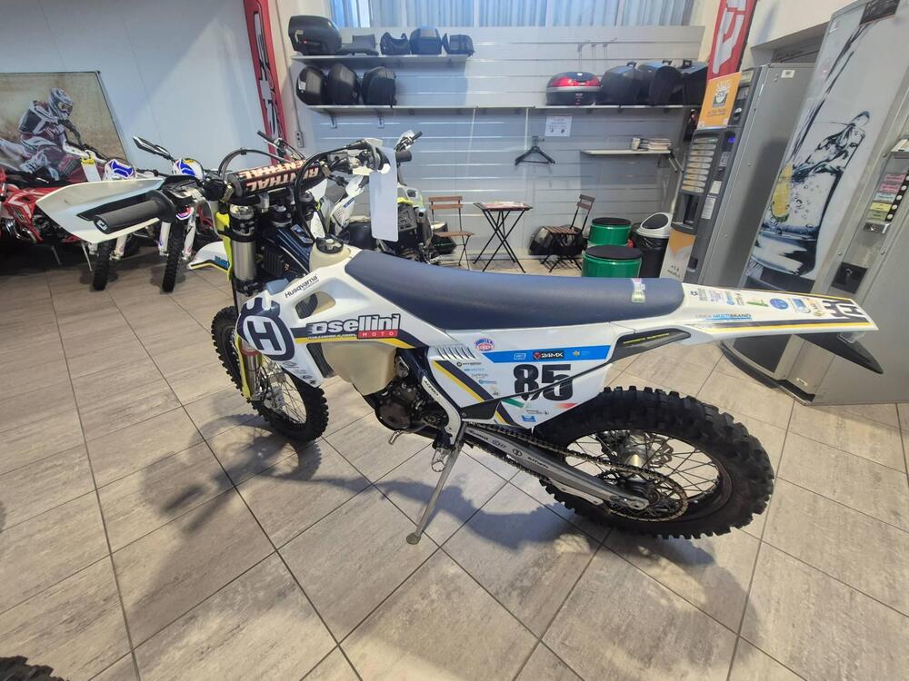 Husqvarna FE 250 (2022) (5)