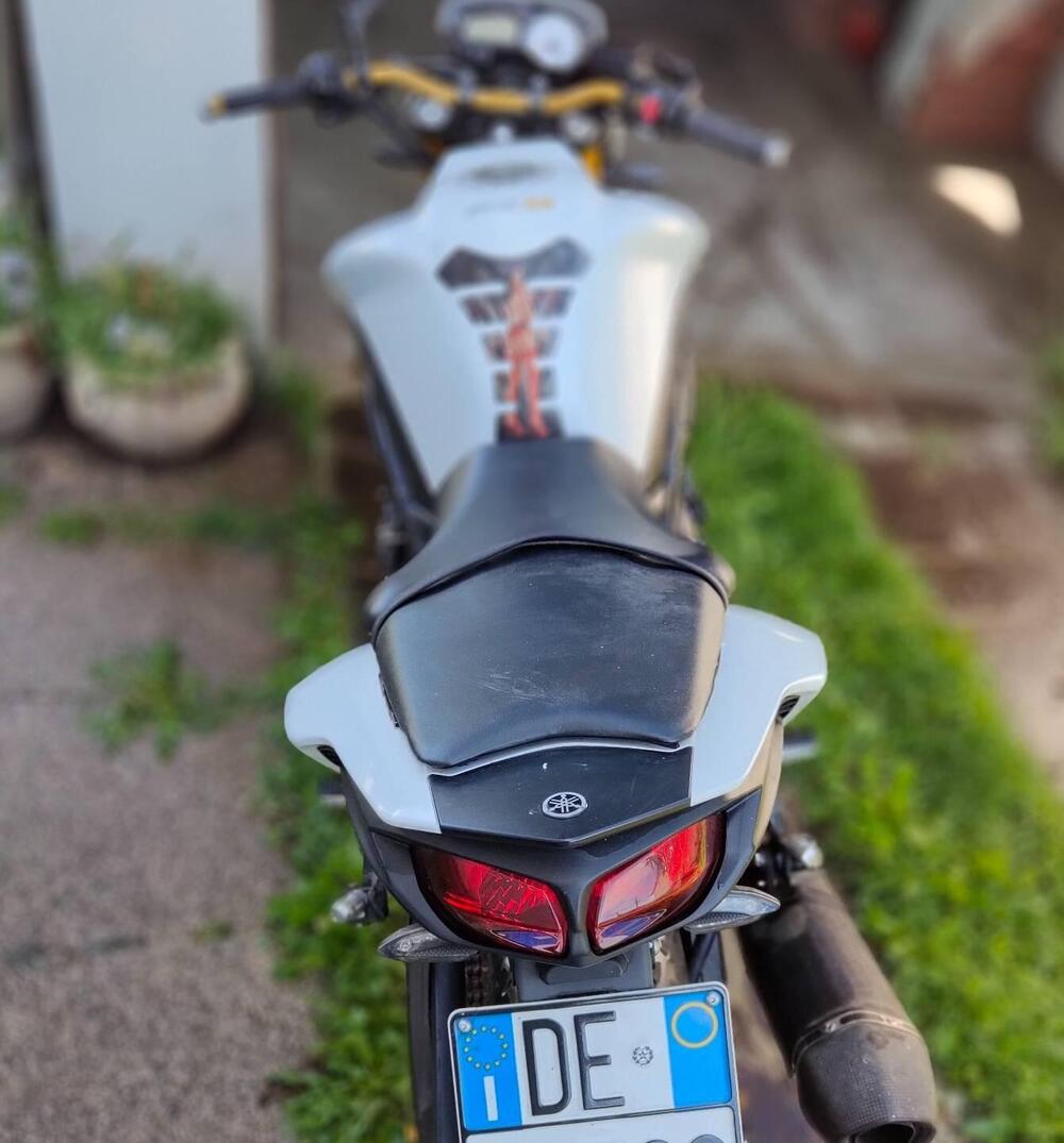 Yamaha Fazer 8 (2010 - 16) (4)