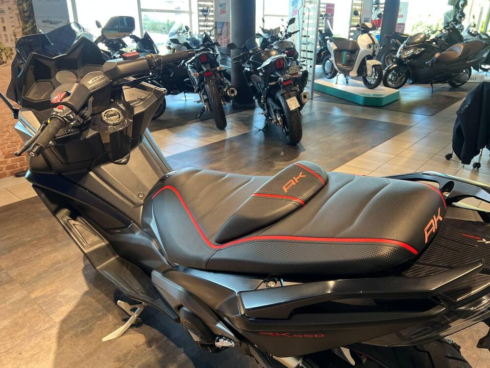 Kymco AK 550 (2017 - 19) (4)