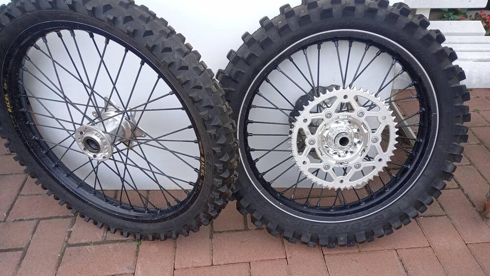 Coppia di ruote comoleta Kite