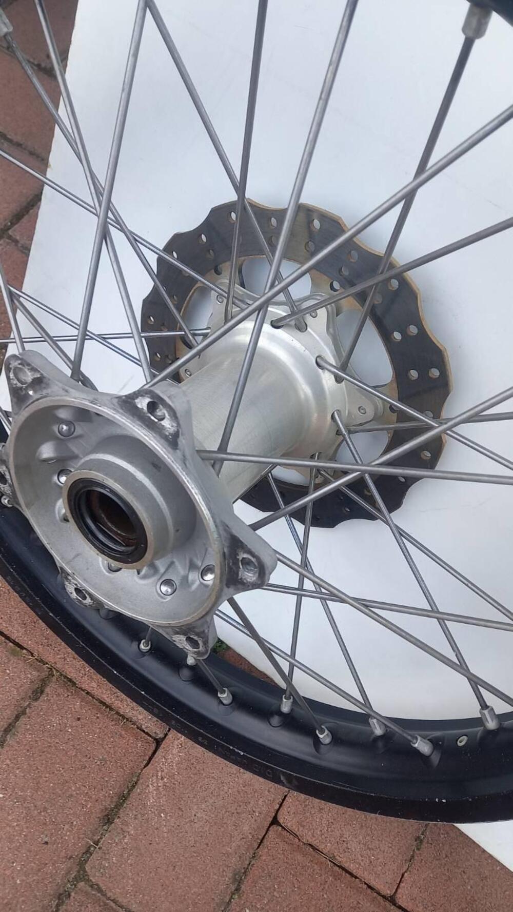 Coppia cerchi e mozzi per ktm/ husky/ gas gas Did (3)