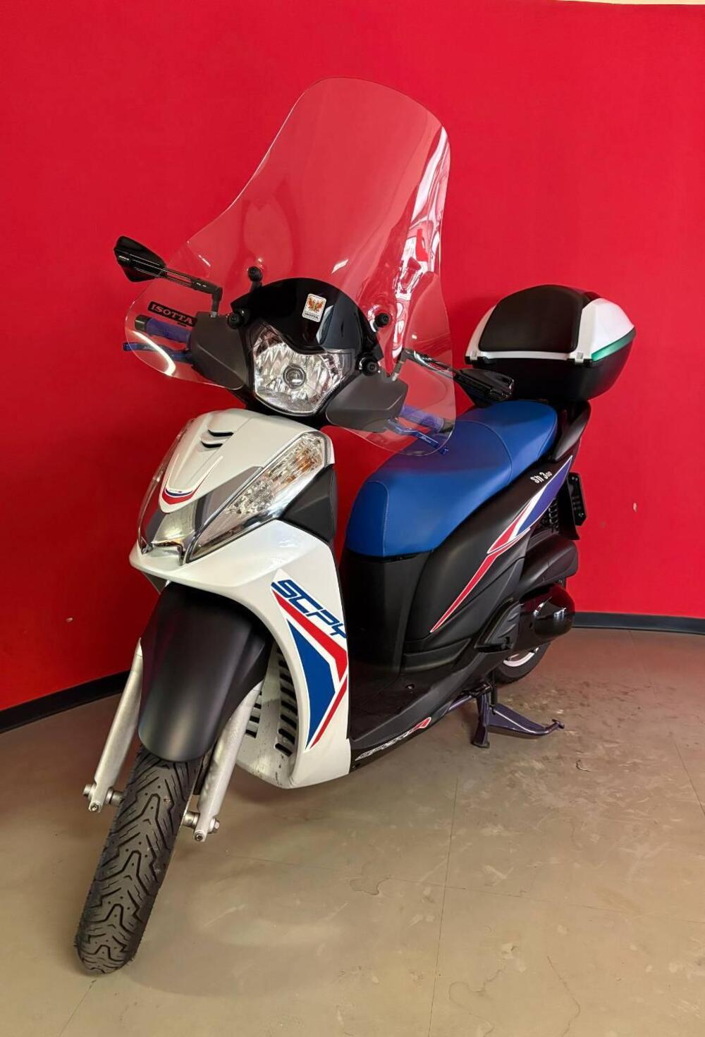 Honda SH 300 i (2011 - 14) (4)