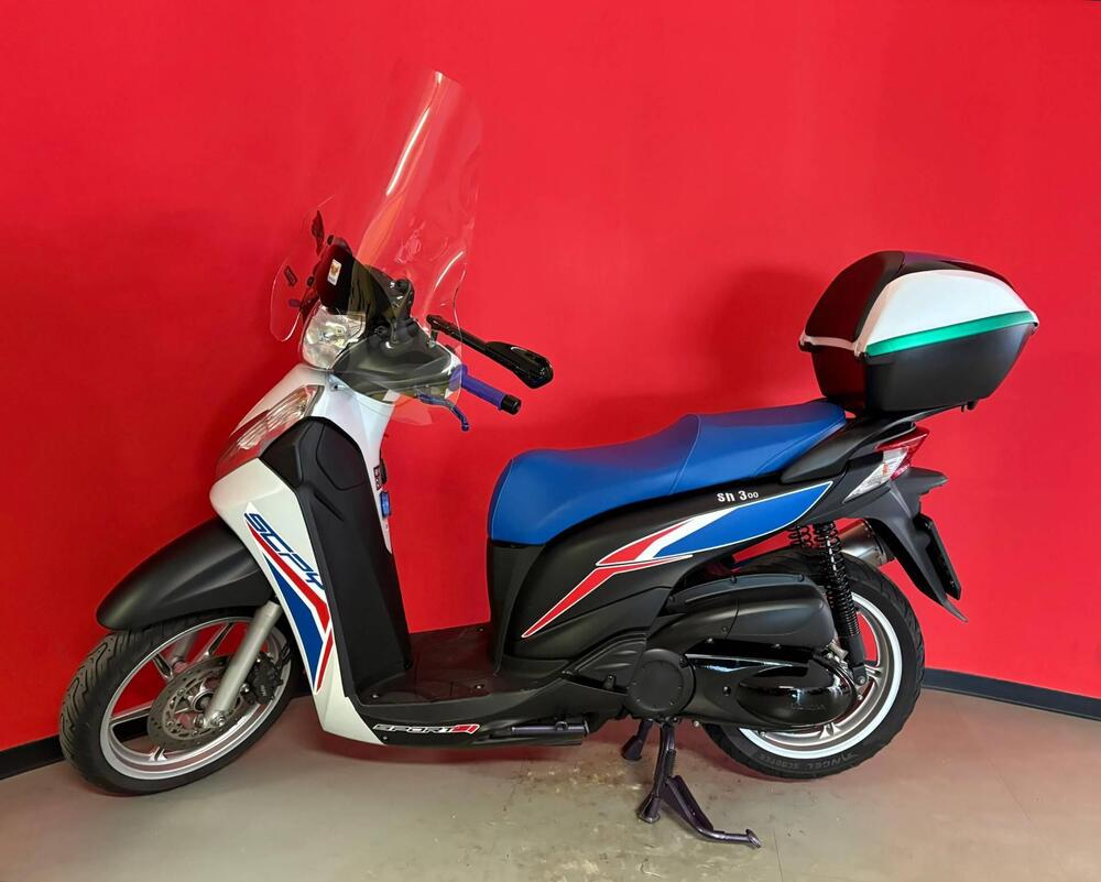 Honda SH 300 i (2011 - 14) (3)