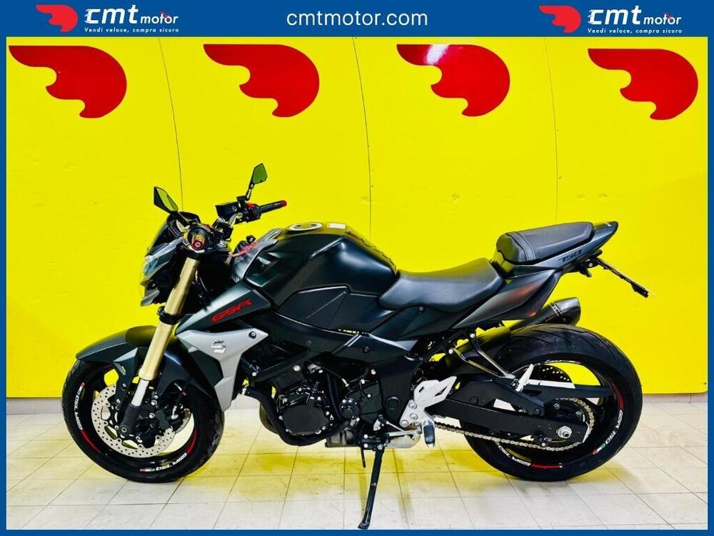 Suzuki GSR 750 (2010 - 15) (3)