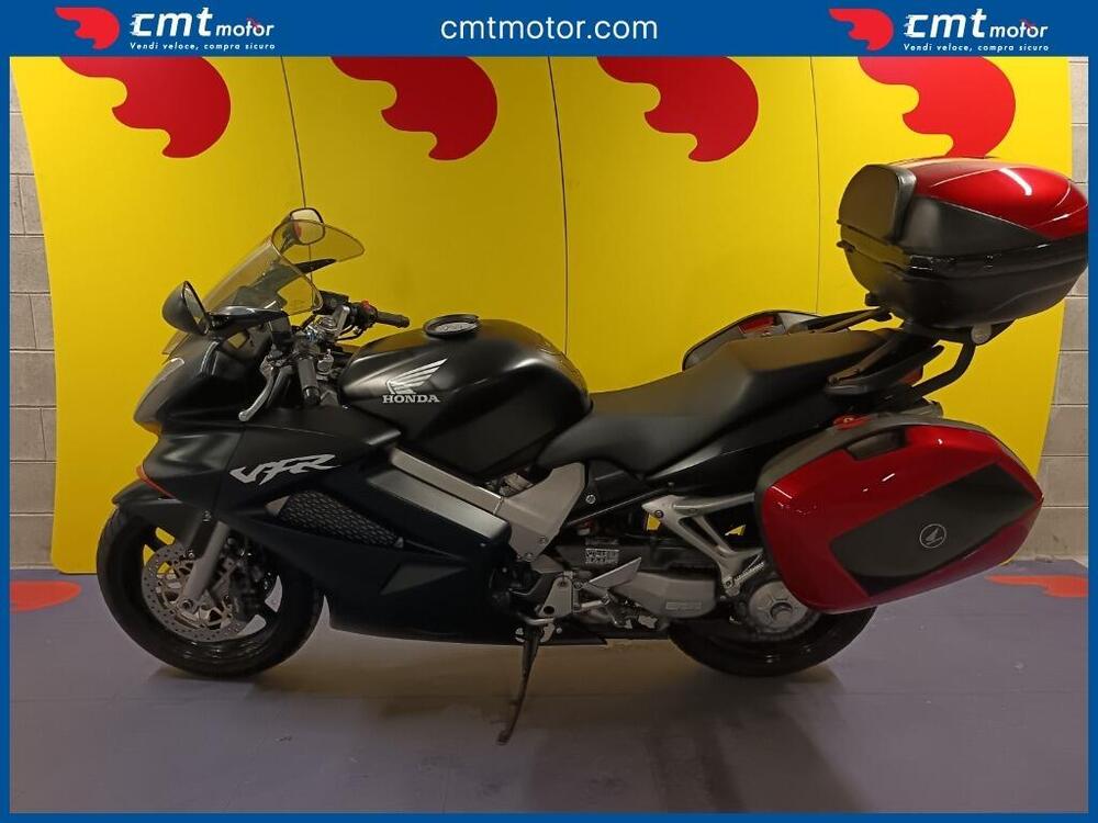 Honda VFR 800 (2002 - 05) (3)