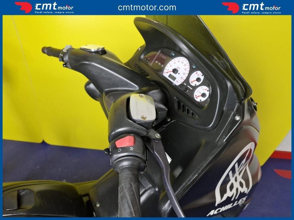 Yamaha T-Max 500 (2001 - 03) (7)