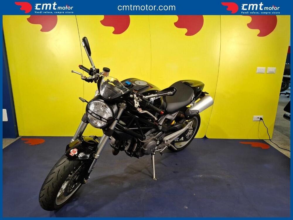 Ducati Monster 1100 (2009 -10) (4)