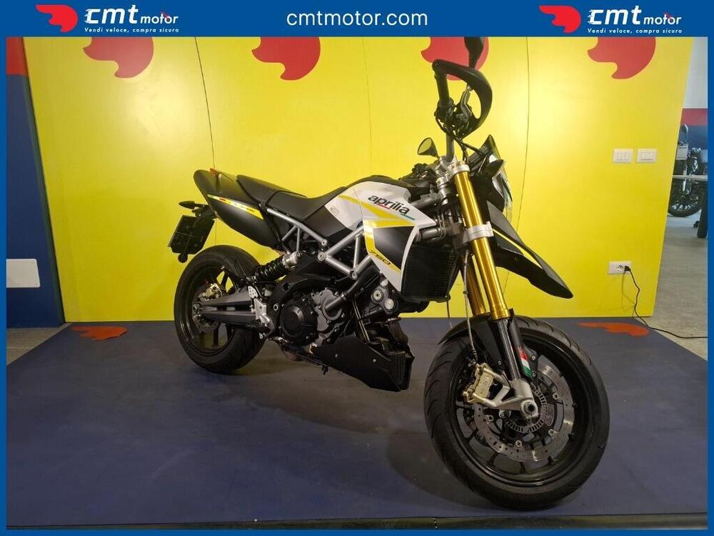 Aprilia Dorsoduro 750 ABS (2009 - 17) (2)