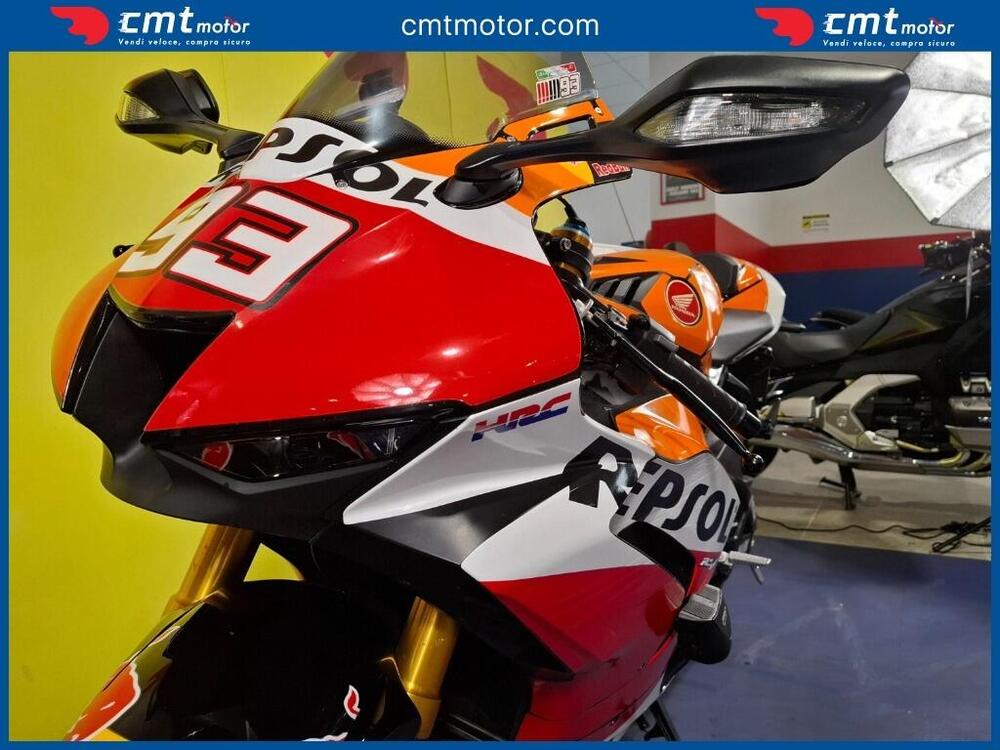 Honda CBR 1000 RR-R Fireblade SP 30th Anniversary (2022 - 23) (6)