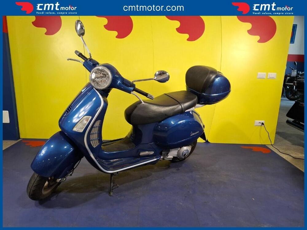 Vespa Granturismo 200 L (4)