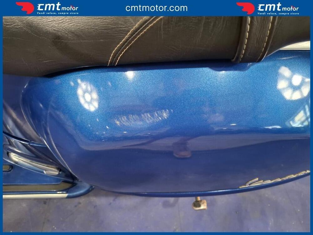Vespa Granturismo 200 L (8)