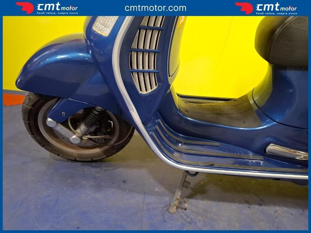 Vespa Granturismo 200 L (9)