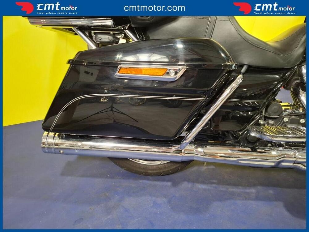 Harley-Davidson 107 Road Glide Ultra (2017 - 18) - FLTRU (10)