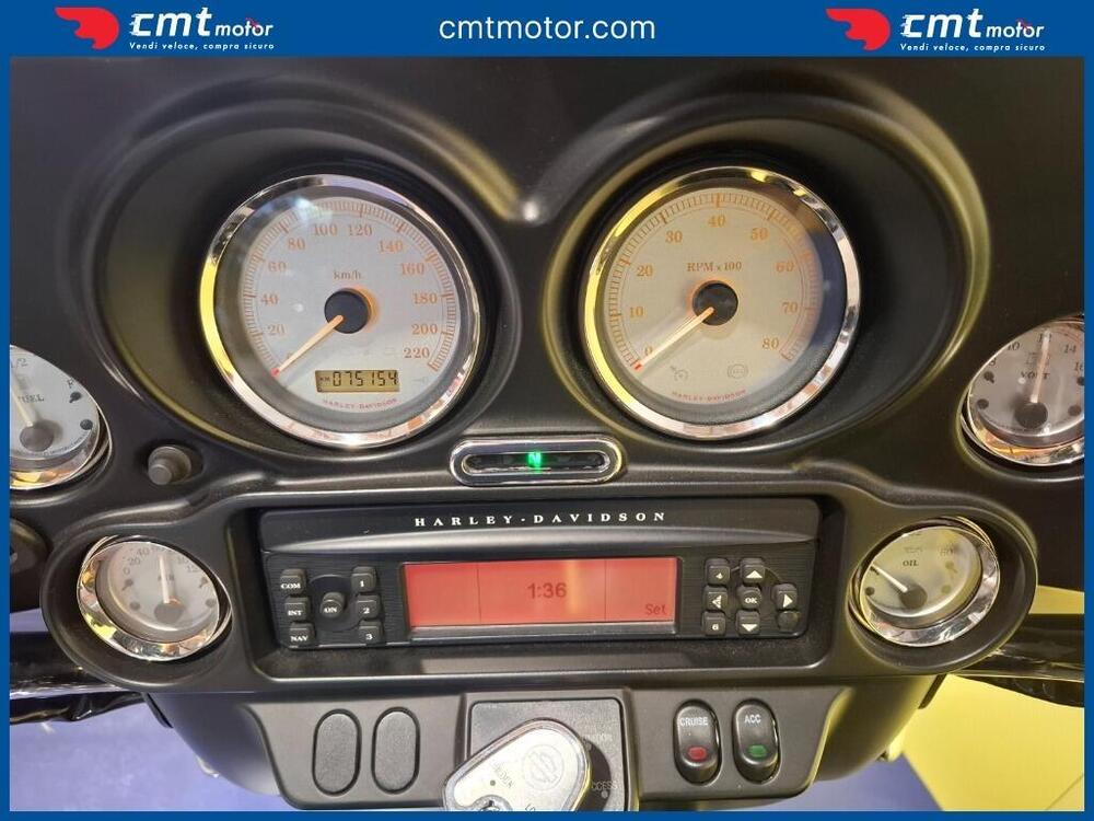 Harley-Davidson 1584 Street Glide (2008 - 10) - FLHX (8)