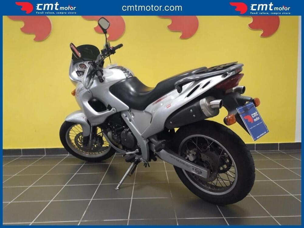 Aprilia Pegaso 650 IE (2001 - 02) (4)