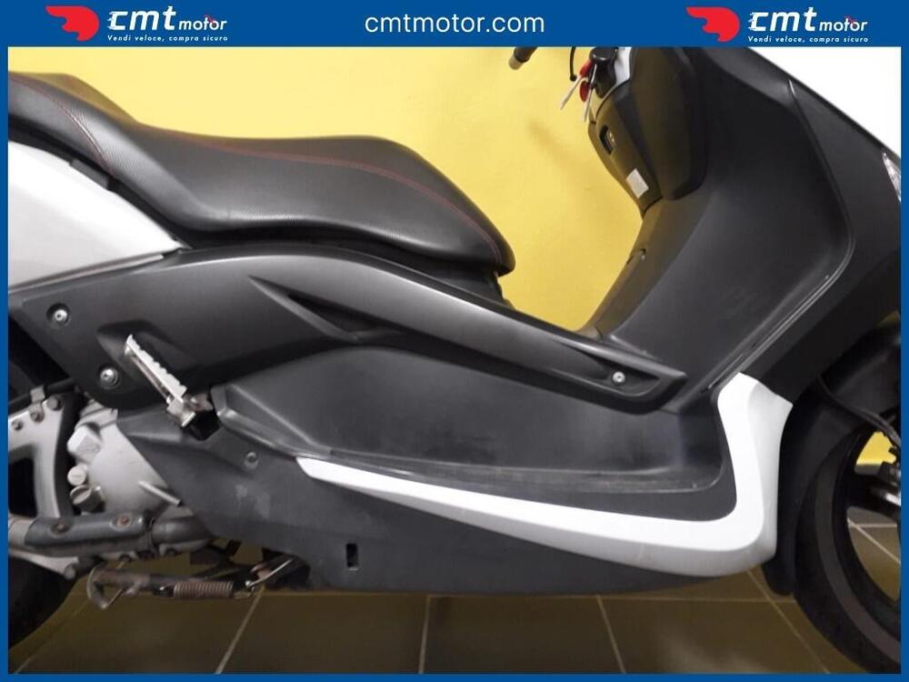 Yamaha X-Max 250 (2010 - 13) (7)