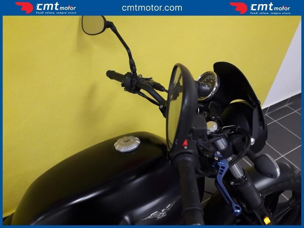 Moto Guzzi V7 III Stone (2017 - 20) (10)