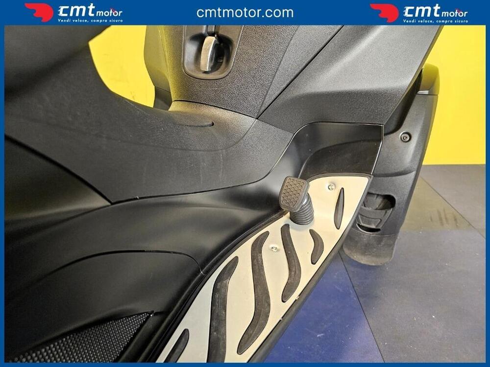 Piaggio MP3 300 Sport ABS Hpe (2021 - 24) (12)