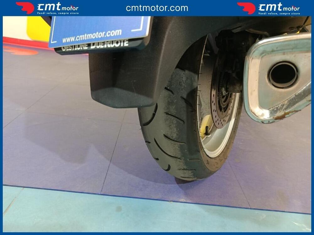 Honda Deauville 700 ABS (6)