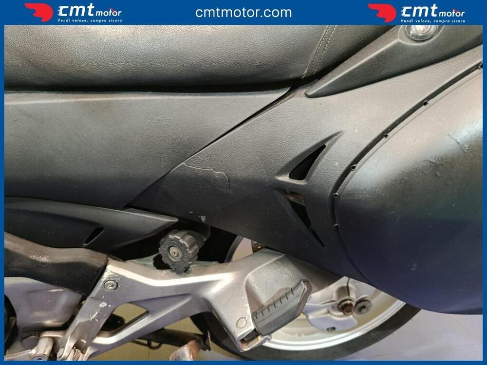 Honda Deauville 700 ABS (8)