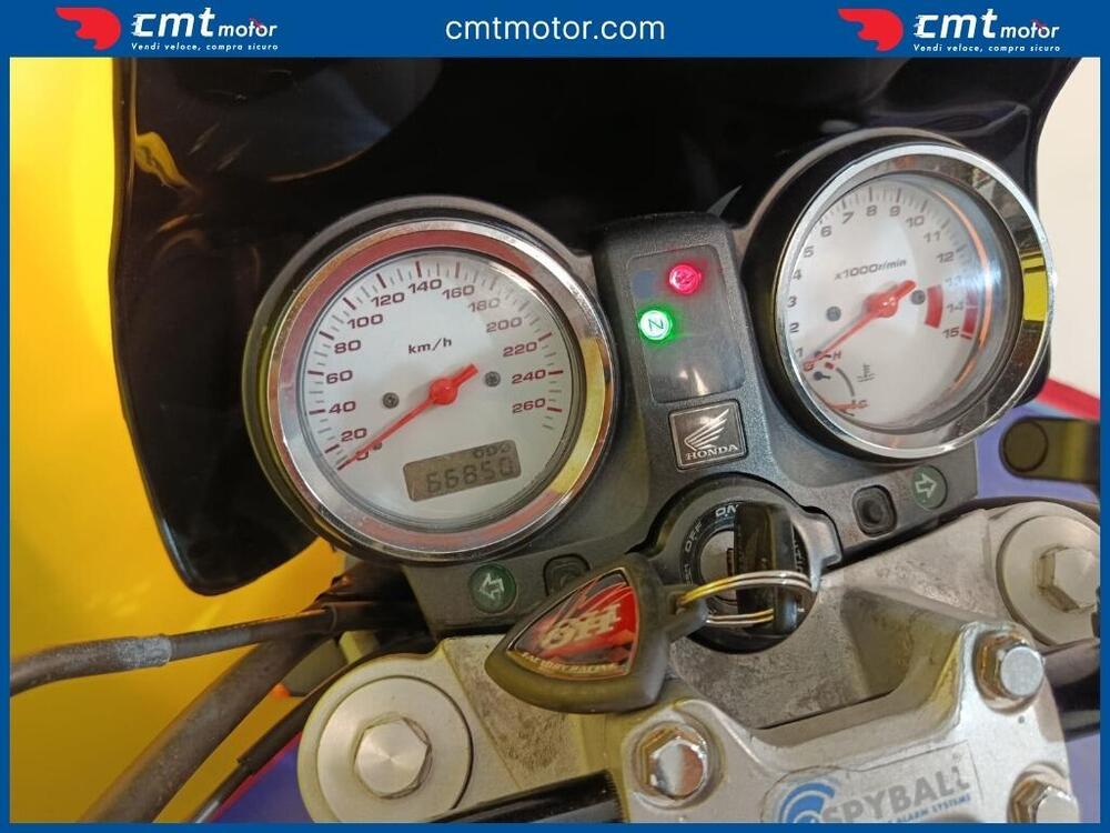 Honda Hornet 600 (2003 - 04) (5)