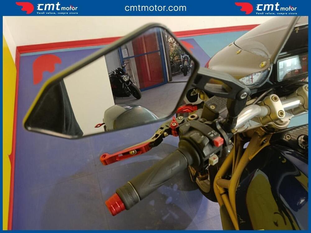 Ducati Monster 750 Dark (1999 - 02) (9)